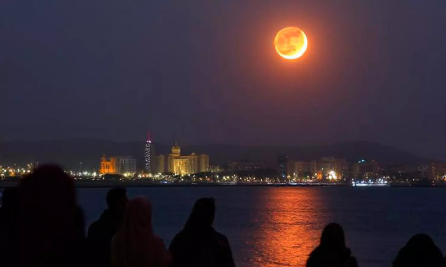 Total lunar eclipse to be seen today; partial lunar eclipse to begin at 8.27 pm