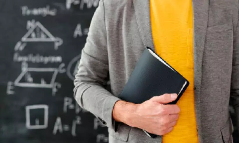 വിദ്യാഭ്യാസ സ്ഥാപനങ്ങൾക്ക്റമദാനിൽ ഒരാഴ്ച അവധി നൽകണമെന്ന് എം.പി ഹമദ് വിദ്യാഭ്യാസ സ്ഥാപനങ്ങൾക്ക്റമദാനിൽ ഒരാഴ്ച അവധി നൽകണമെന്ന് എം.പി ഹമദ്