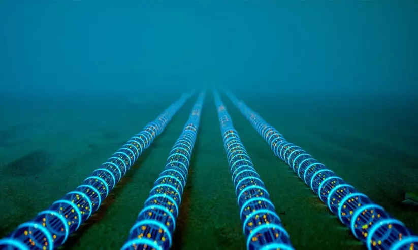 ചെങ്കടലിനടിയിലൂടെ പോകുന്ന കേബിളുകൾ മുറിഞ്ഞു; ഇന്ത്യ ഉൾപ്പെടെയുള്ള രാജ്യങ്ങളിൽ ഇന്റർനെറ്റ് തടസ്സപ്പെട്ടു, അട്ടിമറി സാധ്യത..!