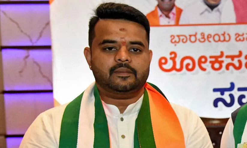 മുൻ എം.പി പ്രജ്വൽ രേവണ്ണ ജയിൽ ലൈബ്രറി ക്ലർക്ക്; ദിവസക്കൂലി 522 രൂപ