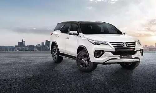 ഇന്നോവക്ക് കുറയുക 1.80 ലക്ഷം; ഫോർച്യൂണർ, സിറ്റി, കുഷാഖ് വിലയും കുറയും, ജി.എസ്.ടി കൂട്ടിയാലും കാർ വാങ്ങുന്നവർക്ക് നേട്ടം