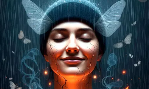 മ​ഴ​പ്പാ​റ്റ​ക​ളു​ടെ സ​ഞ്ചാ​രം