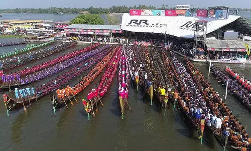 നെഹ്റുട്രോഫി വള്ളംകളി; അന്തിമവിധി പ്രഖ്യാപനം വൈകും നെഹ്റുട്രോഫി വള്ളംകളി; അന്തിമവിധി പ്രഖ്യാപനം വൈകും