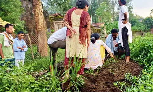 മിന്നലേറ്റു മരിച്ച മധ‍്യവയസ്കന്‍റെ മൃതദേഹം ചാണകത്തിൽ സൂക്ഷിച്ചു; പുനർജനിക്കാനായി കാത്തിരുന്നു, ഒടുവിൽ സംഭവിച്ചത്..!