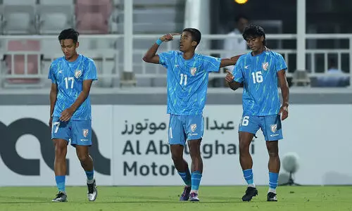 റഫറിയും ‘കളിച്ചു’; ഖത്തറിനോട് പൊരുതി കീഴടങ്ങി ഇന്ത്യ