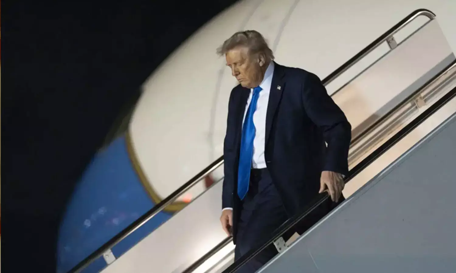 യു.എസ് സമ്പദ്‌വ്യവസ്ഥ മാന്ദ്യത്തിന്റെ വക്കിലെന്ന് സാമ്പത്തിക വിദഗ്ധൻ; സാധാരണക്കാരായ അമേരിക്കക്കാർക്ക് അപായ മുന്നറിയിപ്പ്