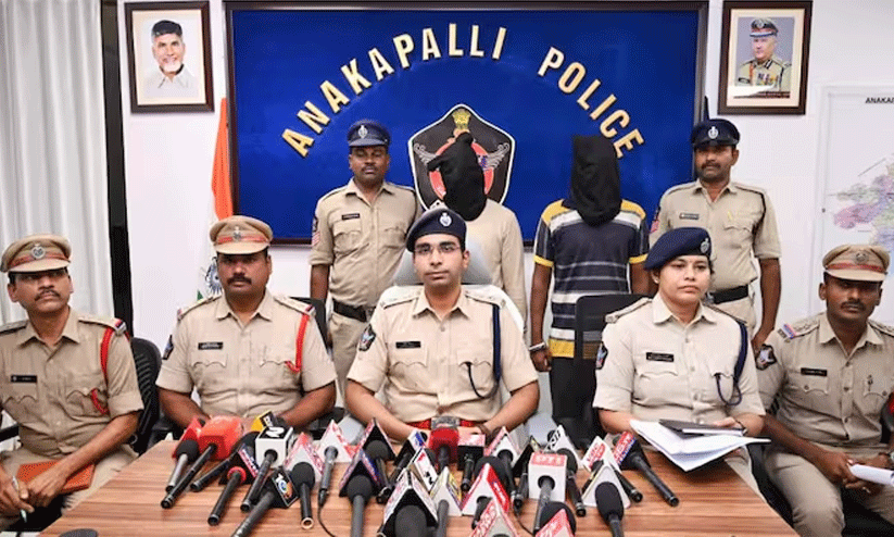 andra police, jail break, arrest, india news, ആന്ധ്രപ്രദേശ്, പൊലീസ്, അറസ്റ്റ്,ലുക്കൗട്ട് നോട്ടിസ് andra police, jail break, arrest, india news, ആന്ധ്രപ്രദേശ്, പൊലീസ്, അറസ്റ്റ്,ലുക്കൗട്ട് നോട്ടിസ്