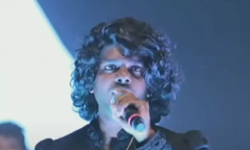 എന്‍റെ ഈ ഒറ്റ ജീവിതം ജനങ്ങളുടെ മുന്നിൽ ജീവിച്ച് മരിക്കും -വേടൻ