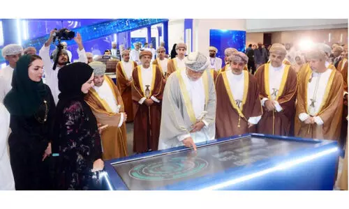 ടെക്കനോളജിയാ, ടെക്കനോളജിയാ...