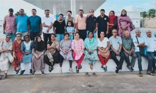 ‘എങ്ങും ഭയാനക അന്തരീക്ഷം’; ജെൻ സി പ്രക്ഷോഭത്തിൽ ‘കുടുങ്ങിയ’ മലയാളി യാത്രാസംഘം പറയുന്നു ‘എങ്ങും ഭയാനക അന്തരീക്ഷം’; ജെൻ സി പ്രക്ഷോഭത്തിൽ ‘കുടുങ്ങിയ’ മലയാളി യാത്രാസംഘം പറയുന്നു