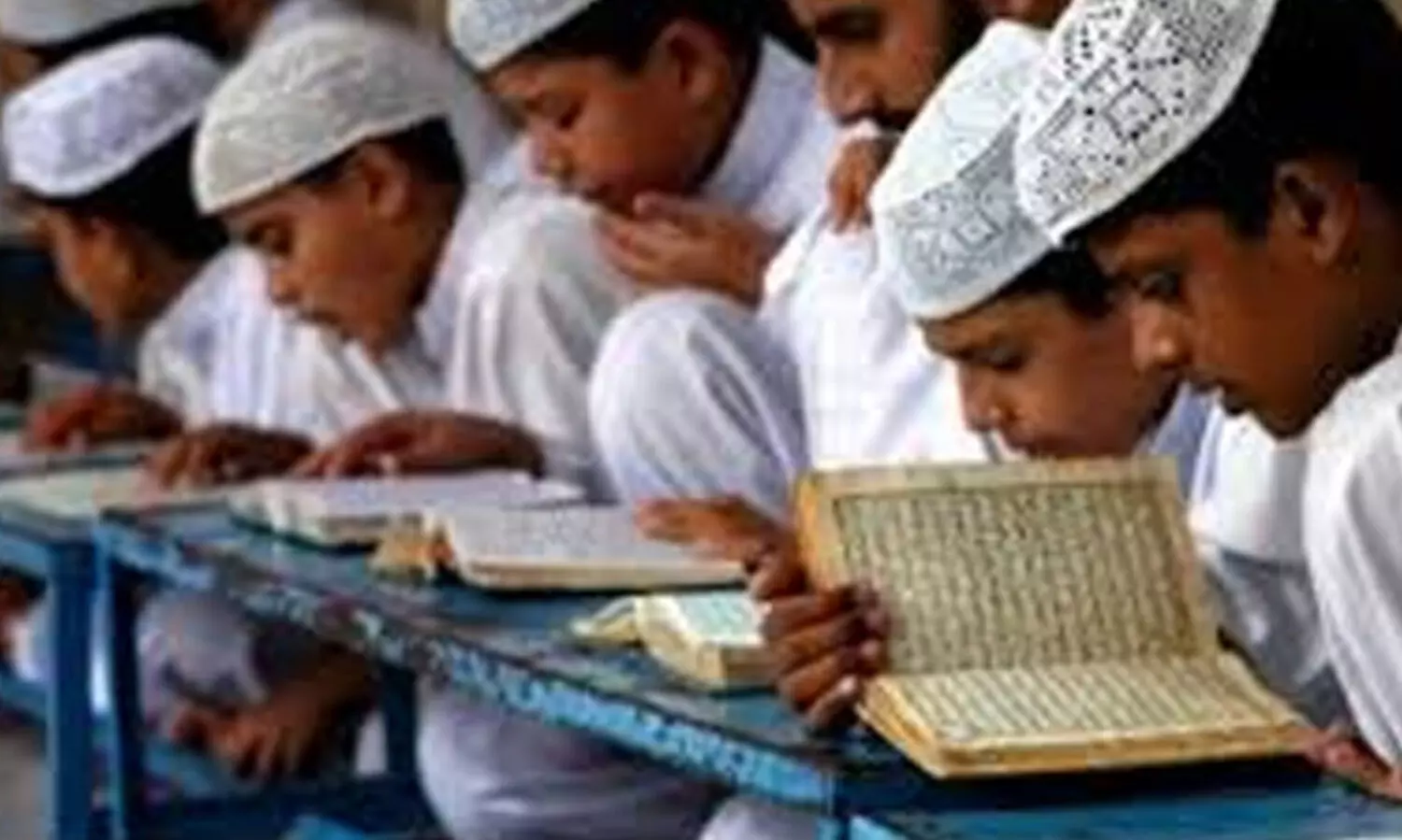 അ​ൽ മ​ദ്റ​സ അ​ൽ ഇ​സ്‌​ലാ​മി​യ​യി​ൽ ക്ലാ​സു​ക​ൾ 12ന് ​പു​ന​രാ​രം​ഭി​ക്കും