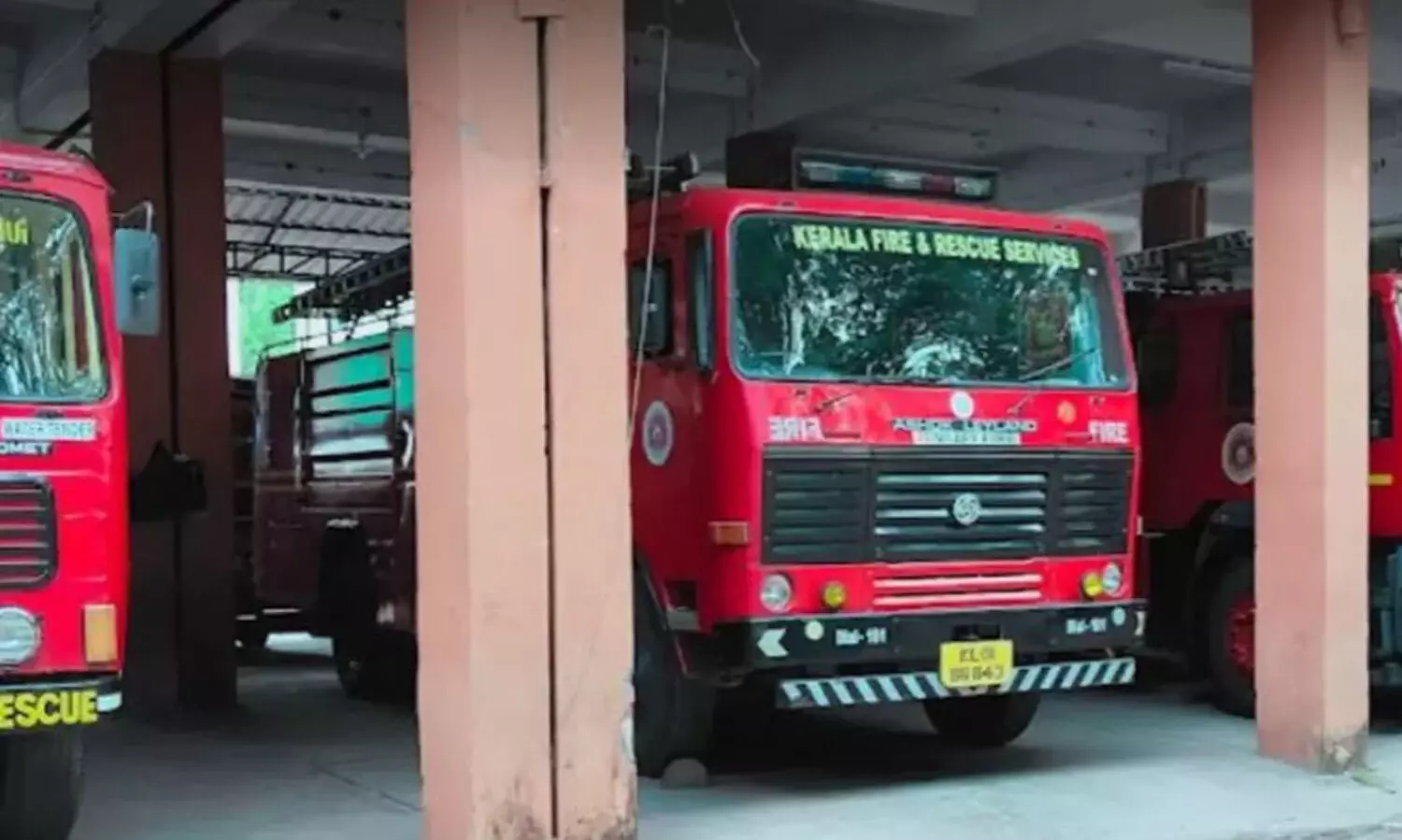 നെ​ഞ്ച് പൊ​ട്ടു​ന്നു​ണ്ട്, ഹൃ​ദ​യം നു​റു​ങ്ങു​ന്നു​ണ്ട്, എ​ന്തൊ​രു വി​ധി​യാ​ണി​ത്...