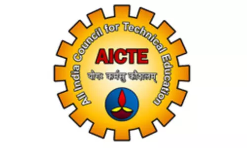 എ.​ഐ.​സി.​ടി.​ഇ സ്കോ​ള​ർ​ഷി​പ്പി​ന് അ​പേ​ക്ഷി​ക്കാം
