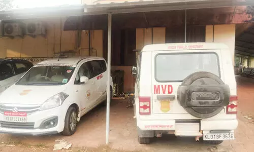 മോ​ട്ടോ​ർ വാ​ഹ​ന വ​കു​പ്പി​​ന്റെ വാ​ഹ​ന​ങ്ങ​ൾ ഒ​ന്ന​ര​മാ​സ​മാ​യി ക​ട്ട​പ്പു​​റ​ത്ത്