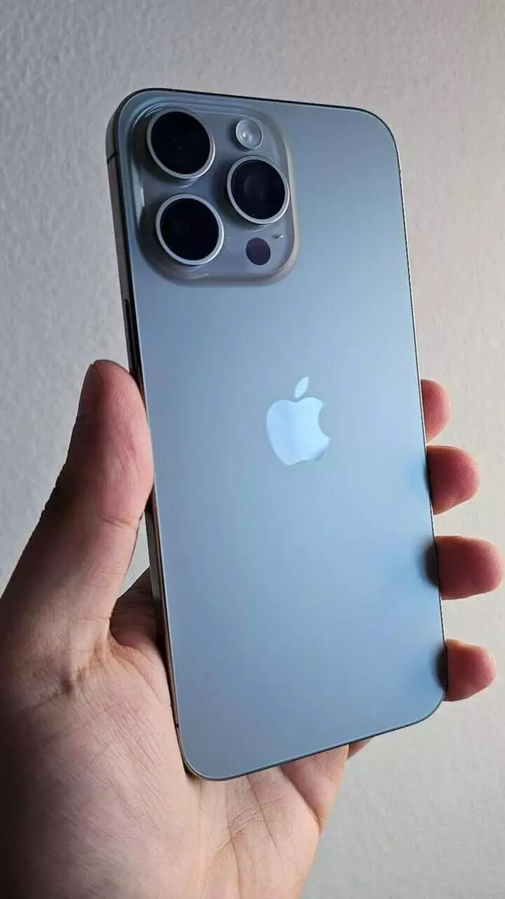 സ്മാര്‍ട്ട്‌ഫോണ്‍ പ്രേമികളെ ഞെട്ടിച്ച് ഐഫോൺ 17