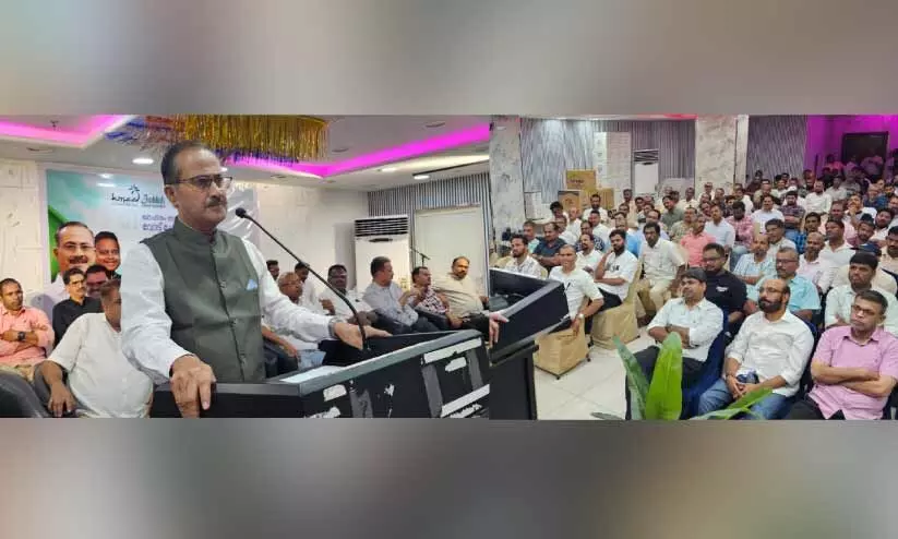 ഇടത് സംഘടനകൾ പോലും ഭരണമാറ്റം ആഗ്രഹിക്കുന്നു- അഡ്വ. പി.എം.എ. സലാം ഇടത് സംഘടനകൾ പോലും ഭരണമാറ്റം ആഗ്രഹിക്കുന്നു- അഡ്വ. പി.എം.എ. സലാം