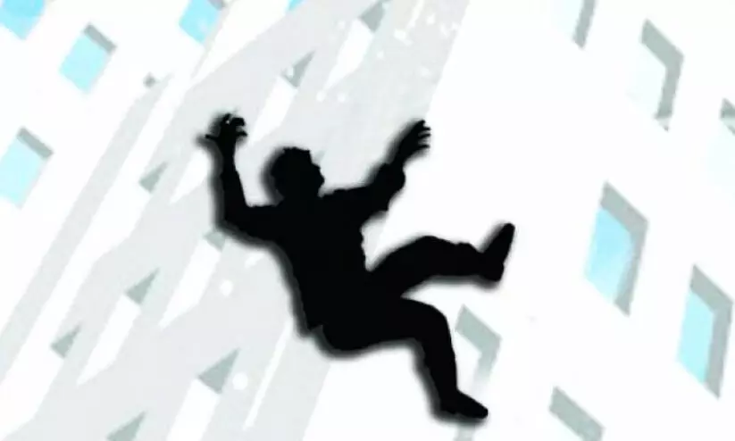 Student jumping from building Student jumping from building