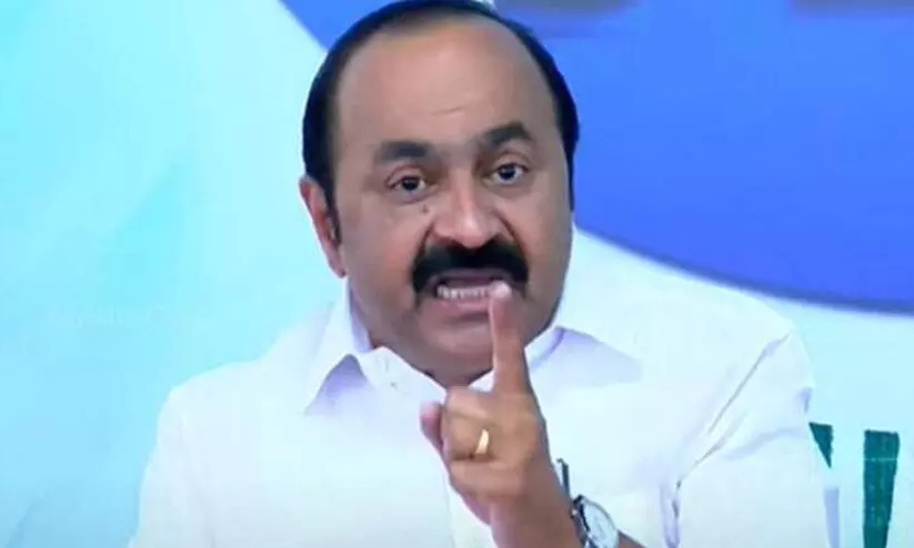 വല്ലവന്റെയും മക്കളെയാണ്, കൊച്ചുപിള്ളേരെയാണ് ഇങ്ങനെ തല്ലുന്നത്, ഗുണ്ടകൾക്ക് പൊലീസ് പഞ്ചനക്ഷത്ര ഹോട്ടലിൽ മദ്യം വിളമ്പുന്നുവെന്നും ​വി.ഡി.സതീശൻ