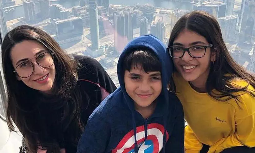 karishma kapoor karishma kapoor