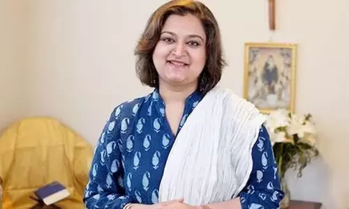 ഞാൻ കരഞ്ഞു... ആ രംഗം ചെയ്യാൻ വിസമ്മതിച്ചു; ഇന്‍റിമേറ്റ് സീൻ ചെയ്യാൻ സംവിധായകൻ നിർബന്ധിച്ചെന്ന് വെളിപ്പെടുത്തി മോഹിനി