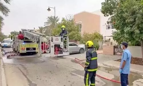 സുഹാറില് തീപിടിത്തം; താമസക്കാരെ രക്ഷപ്പെടുത്തി സുഹാറില് തീപിടിത്തം; താമസക്കാരെ രക്ഷപ്പെടുത്തി