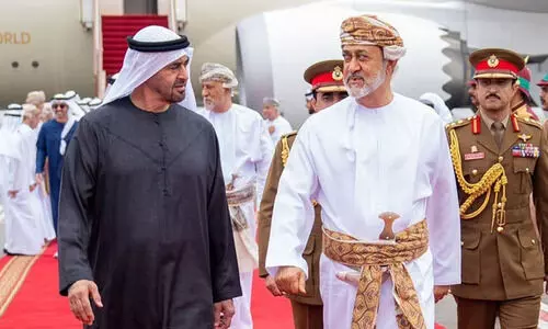 സൗ​ഹൃ​ദം ഊ​ട്ടി​യു​റ​പ്പി​ച്ച് യു.​​എ.​​ഇ പ്ര​​സി​​ഡ​​ന്റ് മ​ട​ങ്ങി