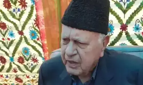 ‘ആപ്’ എം.പിയെ സന്ദർശിക്കാൻ എത്തിയ ഫാറൂഖ് അബ്ദുല്ലയെ പൊലീസ് തടഞ്ഞു