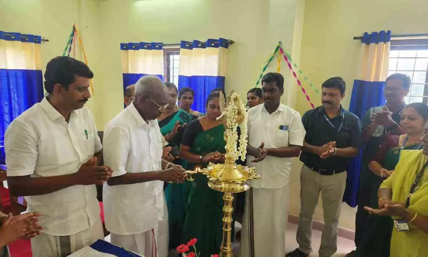 കുടുംബാരോഗ്യ കേന്ദ്രത്തില്‍ നവീകരിച്ച ലാബും മള്‍ട്ടിമീഡിയ കോണ്‍ഫറന്‍സ് ഹാളും പ്രവർത്തനം ആരംഭിച്ചു