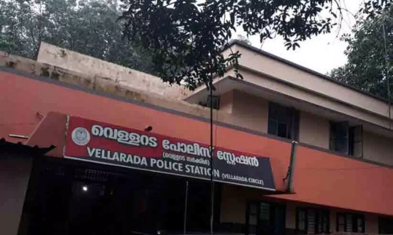 ലഹരി വിൽപനക്കെതിരെ കടകളിൽ പരിശോധന