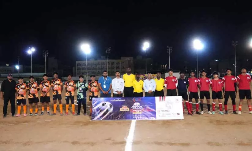 ഗൾഫ് മാധ്യമം സോക്കർ കപ്പ് 2025; സീസൺ മൂന്ന് സെവൻസ് ഫുട്ബാൾ ടൂർണമെന്റിന് ആവേശകരമായ തുടക്കം ഗൾഫ് മാധ്യമം സോക്കർ കപ്പ് 2025; സീസൺ മൂന്ന് സെവൻസ് ഫുട്ബാൾ ടൂർണമെന്റിന് ആവേശകരമായ തുടക്കം