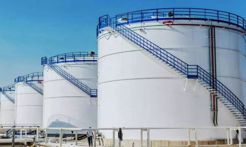 ക​പ്പ​ലു​ക​ൾ​ക്ക് ഇ​ന്ധ​നം നി​റ​ക്കൽ; ആ​ദ്യ​ ഫ്ലോ​ട്ടിങ് സ്റ്റോ​റേ​ജ് യൂ​നി​റ്റ് ജി​ദ്ദ ഇ​സ് ലാ​മി​ക് പോ​ർ​ട്ടി​ൽ നി​ല​വി​ൽ​വ​ന്നു