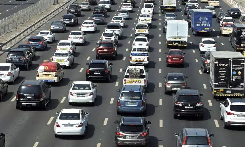 ഗതാഗത നിയന്ത്രണം ഏർപ്പെടുത്തും ഗതാഗത നിയന്ത്രണം ഏർപ്പെടുത്തും