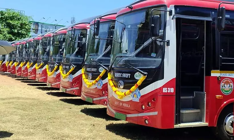 10.19 കോടി എന്ന റെക്കോഡ്​ കളക്ഷൻ; കെ.എസ്​.ആർ.ടി.സി ജീവനക്കാരെയും മാനേജ്മെന്‍റിനെയും അഭിനന്ദിച്ച്​ മുഖ്യമന്ത്രി