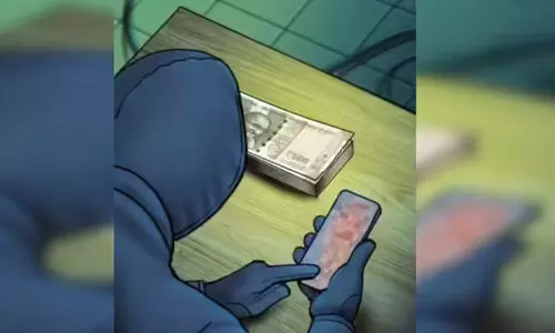 500 രൂപ പിഴ അടക്കണമെന്ന് ആർ.ടി.ഒ സന്ദേശം; ലിങ്കിൽ ക്ലിക്ക് ചെയ്ത കൊടുങ്ങല്ലൂർ സ്വദേശിക്ക് 5.88 ലക്ഷം രൂപ നഷ്ടമായി, രണ്ടാഴ്ചക്കിടെ സമാന രീതിയിൽ പണം നഷ്ടപ്പെട്ടവർ നിരവധി