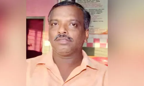 ധ​ർ​മ​സ്ഥ​ല​യി​ൽ കൊ​ല്ല​പ്പെ​ട്ട കോ​ള​ജ് വി​ദ്യാ​ർ​ഥി​നി​യു​ടെ അ​മ്മാ​വ​നു​മാ​യി എ​സ്.​ഐ.​ടി തെ​ളി​വെ​ടു​പ്പ് ന​ട​ത്തി