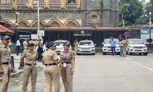 ഡൽഹിക്ക് പിന്നാലെ മുംബൈ ഹൈക്കോടതിയിലും ബോംബ് ഭീഷണി