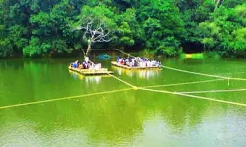 കു​റു​വ ദ്വീ​പി​ലെ നി​യ​ന്ത്ര​ണ​ങ്ങ​ൾ പി​ൻ​വ​ലി​ച്ചു