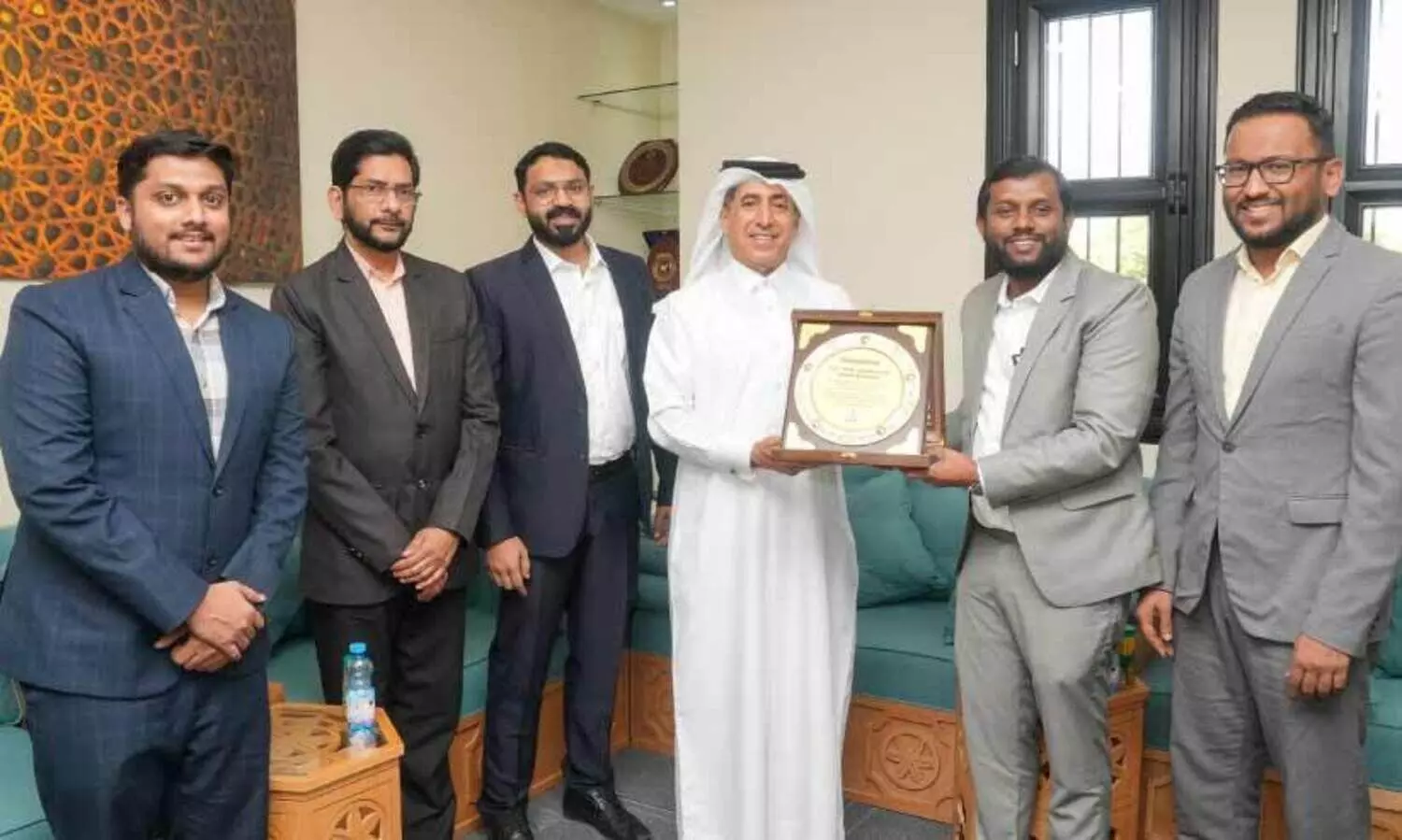 യൂ​ത്ത് ഫോ​റം അ​ഭി​ന​ന്ദ​ന​മ​ർ​പ്പി​ച്ചു