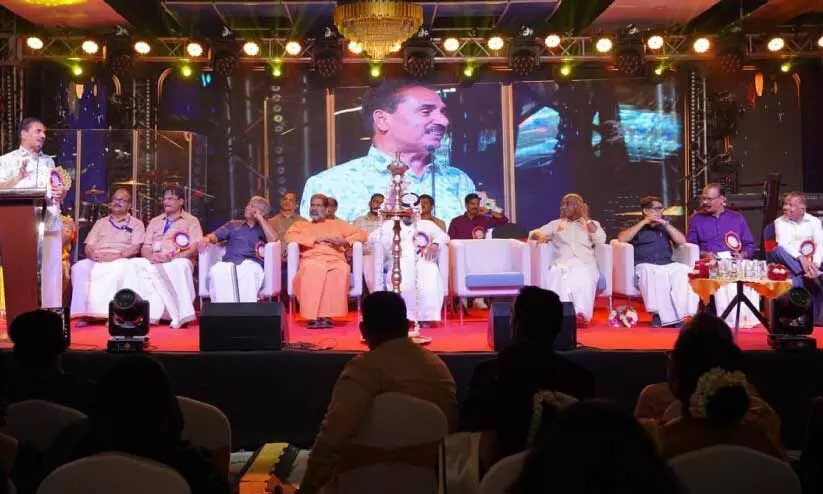 ഗു​രു വി​ചാ​ര​ധാ​ര ഗു​രു​ജ​യ​ന്തി - പൊ​ന്നോ​ണം ആ​ഘോ​ഷം