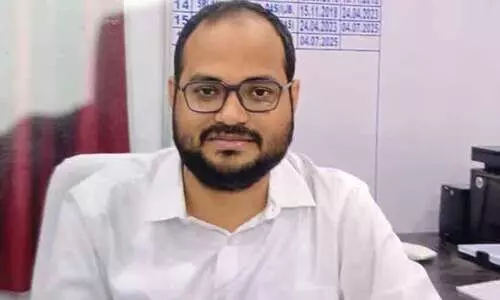 ഭൂമി തരംമാറ്റാൻ 15,000 രൂപ കൈക്കൂലി, ഒഡീഷ സിവിൽ സർവീസ് പരീക്ഷയിലെ ഒന്നാം റാങ്കുകാരൻ പിടിയിൽ