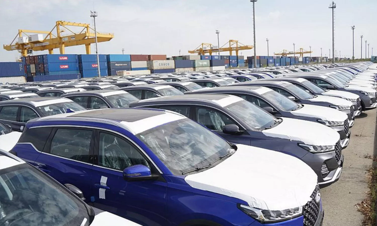 ബഹ്റൈനിൽ ഈ വർഷത്തെ ആദ്യ എട്ടുമാസം രാജ്യത്തെ കാർ ഇറക്കുമതിയിൽ 8.8 ശതമാനം വർധന