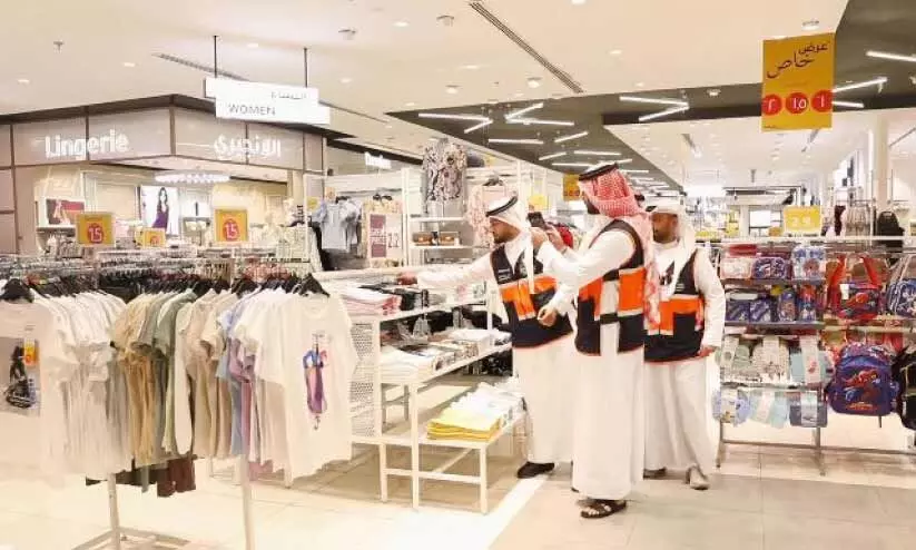 വ്യാ​പാ​ര സ്ഥാ​പ​ന​ങ്ങ​ളി​ലെ നി​യ​മ​ലം​ഘ​ന​ങ്ങ​ൾ കു​റ​ഞ്ഞു