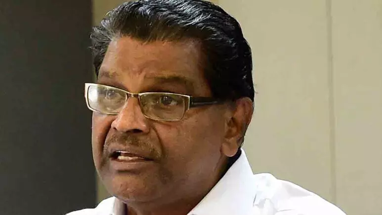 ‘പറഞ്ഞ വാക്കിന് വില വേണം, ഇരുചെവി അറിയാതെ കാര്യങ്ങള് സെറ്റിൽ ചെയ്യണമായിരുന്നു,’ തിരുവഞ്ചൂരിന്റെ ശബ്ദരേഖ പുറത്തുവിട്ട് എൻ.എം വിജയന്റെ കുടുംബം ‘പറഞ്ഞ വാക്കിന് വില വേണം, ഇരുചെവി അറിയാതെ കാര്യങ്ങള് സെറ്റിൽ ചെയ്യണമായിരുന്നു,’ തിരുവഞ്ചൂരിന്റെ ശബ്ദരേഖ പുറത്തുവിട്ട് എൻ.എം വിജയന്റെ കുടുംബം