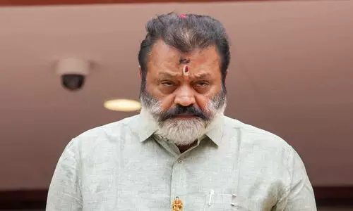 ‘പഞ്ചായത്തിൽ പൊക്കോ’; വയോധികന്റെ പരാതി മടക്കി സുരേഷ് ഗോപി