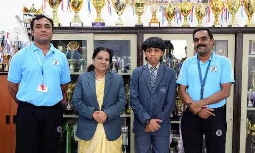 അ​ന്താ​രാ​ഷ്ട്ര ഹോ​ക്കി ക്യാ​മ്പി​ൽ ഖ​ത്ത​റി​നെ പ്ര​തി​നി​ധാ​നം ചെ​യ്ത് എം.​ഇ.​എ​സ് വി​ദ്യാ​ർ​ഥി