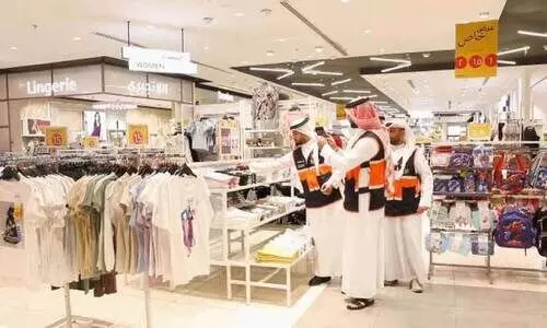 വ്യാ​പാ​ര സ്ഥാ​പ​ന​ങ്ങ​ളി​ലെ നി​യ​മ​ലം​ഘ​ന​ങ്ങ​ൾ കു​റ​ഞ്ഞു