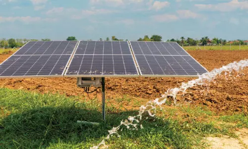 കര്ഷകര്ക്ക് സൗരോർജ പദ്ധതി നടപ്പാക്കാൻ സര്ക്കാര് കര്ഷകര്ക്ക് സൗരോർജ പദ്ധതി നടപ്പാക്കാൻ സര്ക്കാര്