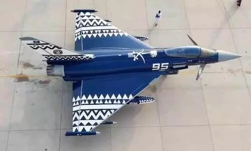 ദേ​ശീ​യ ദി​നം; വ്യോ​മ​സേ​ന വി​മാ​ന​ങ്ങ​ൾ അ​ല​ങ്ക​രി​ക്കൽ പൂ​ർ​ത്തി​യാ​യി