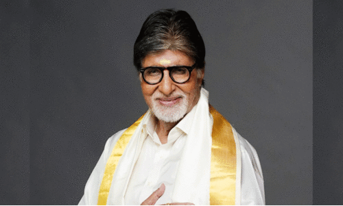 ഒരാഴ്ചക്ക് ശേഷം ഓണാശംസകളുമായി അമിതാഭ് ബച്ചൻ, പോയിട്ട് അടുത്ത വർഷം വാ എന്ന് മലയാളികൾ