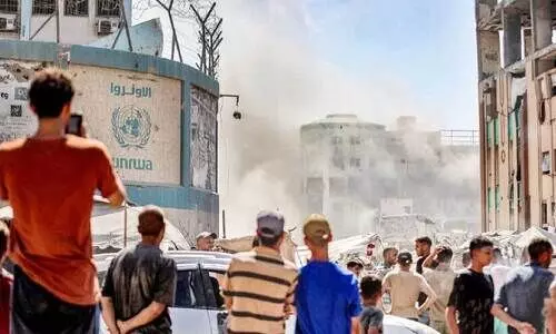 ഓ​സ്ക​ർ ജേ​താ​വ് ബാ​സി​ൽ അ​ദ്റ​യു​ടെ വീ​ട്ടി​ലും ഇ​സ്രാ​യേ​ൽ റെ​യ്ഡ്; ഗ​സ്സ​യി​ൽ ഞാ​​യ​​റാ​​ഴ്ച കൊ​ല്ല​പ്പെ​ട്ട​ത് 48 പേ​​ർ